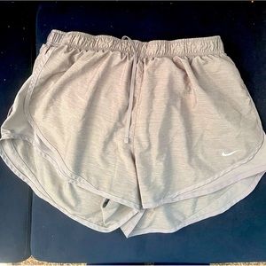 Nike Dri-Fit Tempo Dri-Fit  shorts size XL